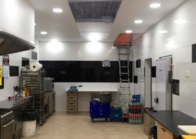 Instalación eléctrica en cocina industrial en Valladolid